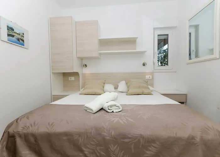 Jadro Apartamento *