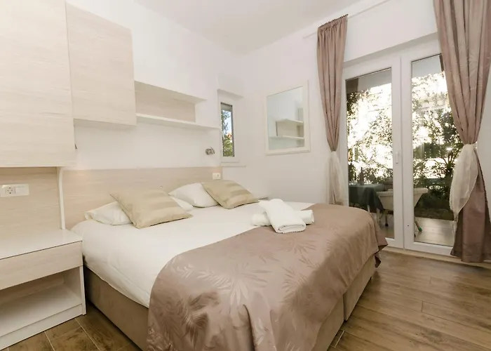 Jadro Apartamento Makarska