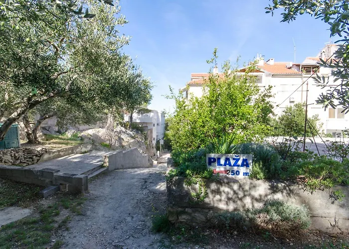Jadro Apartamento *