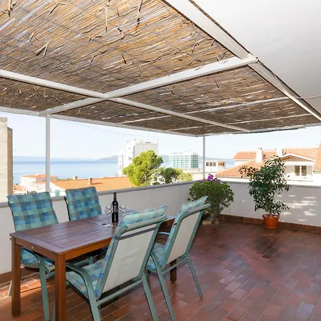 Jadro شقة ماكارسكا